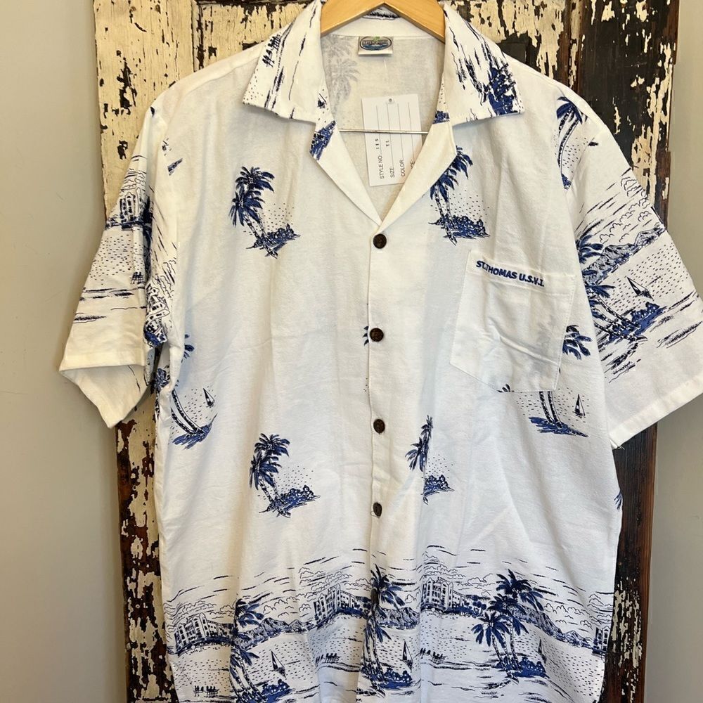 Men’s NWT Ocean Blue Apparel button down USVI  tropical size XL shirt.
